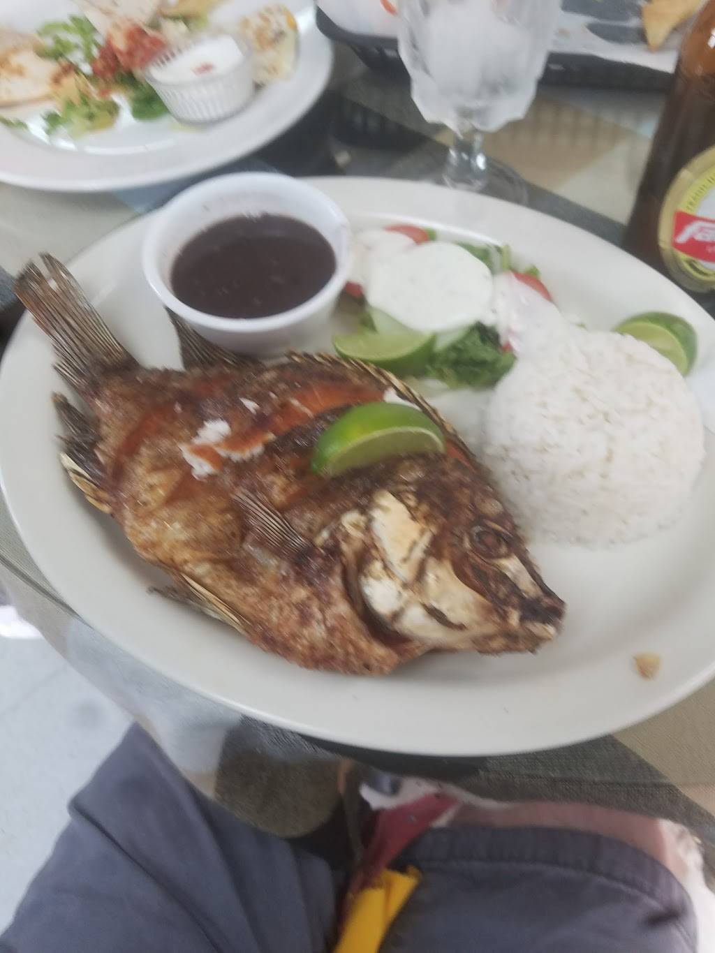 Juanitas Restaurant | restaurant | 15883 Redland Rd, Derwood, MD 20855, USA | 3019637090 OR +1 301-963-7090