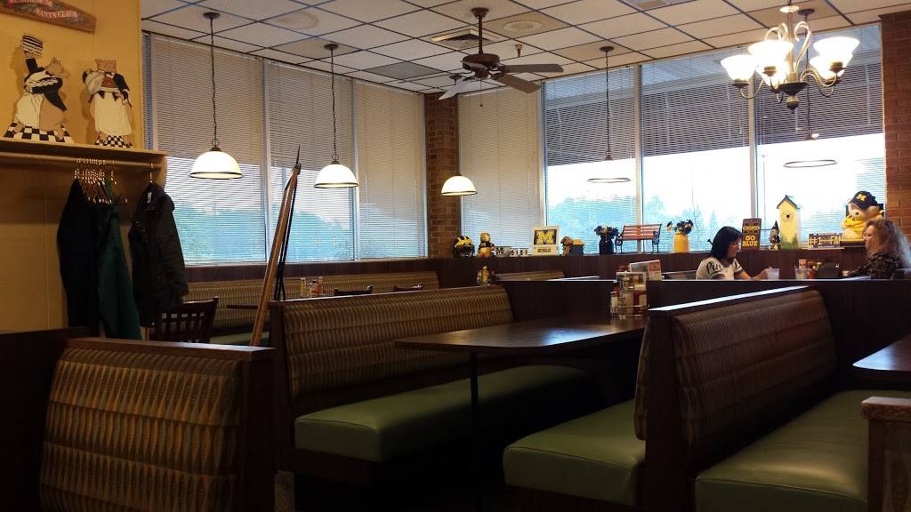 Village Kitchen of Ann Arbor | restaurant | 241 N Maple Rd, Ann Arbor, MI 48103, USA | 7349950054 OR +1 734-995-0054