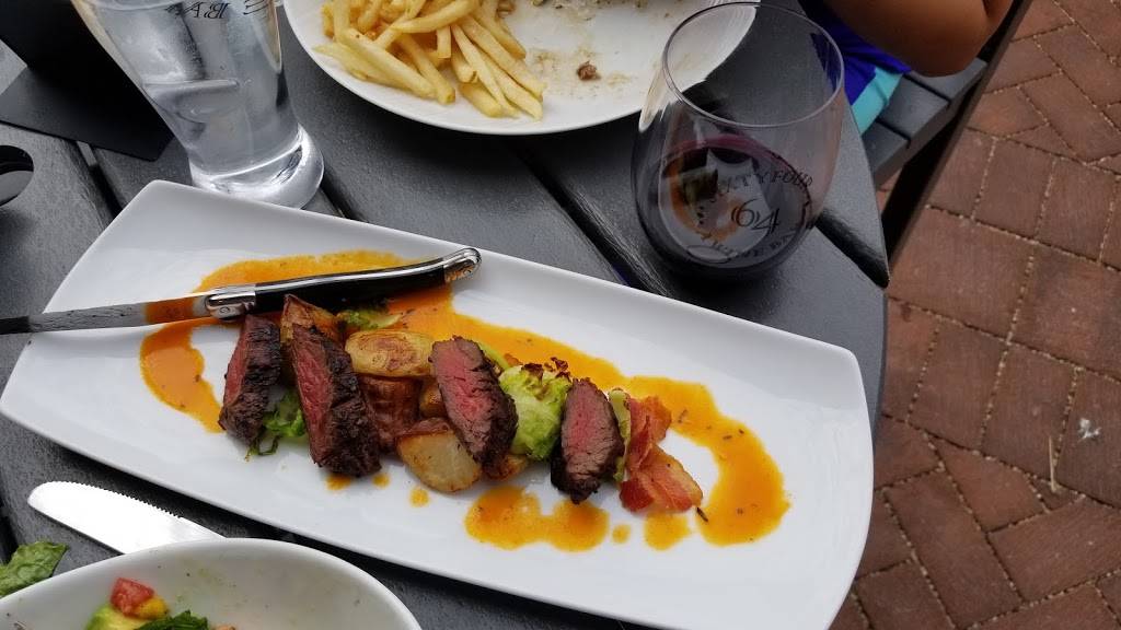 SixtyFour - Wine Bar & Kitchen | restaurant | 123 Water St #105a, Naperville, IL 60540, USA | 6307806464 OR +1 630-780-6464