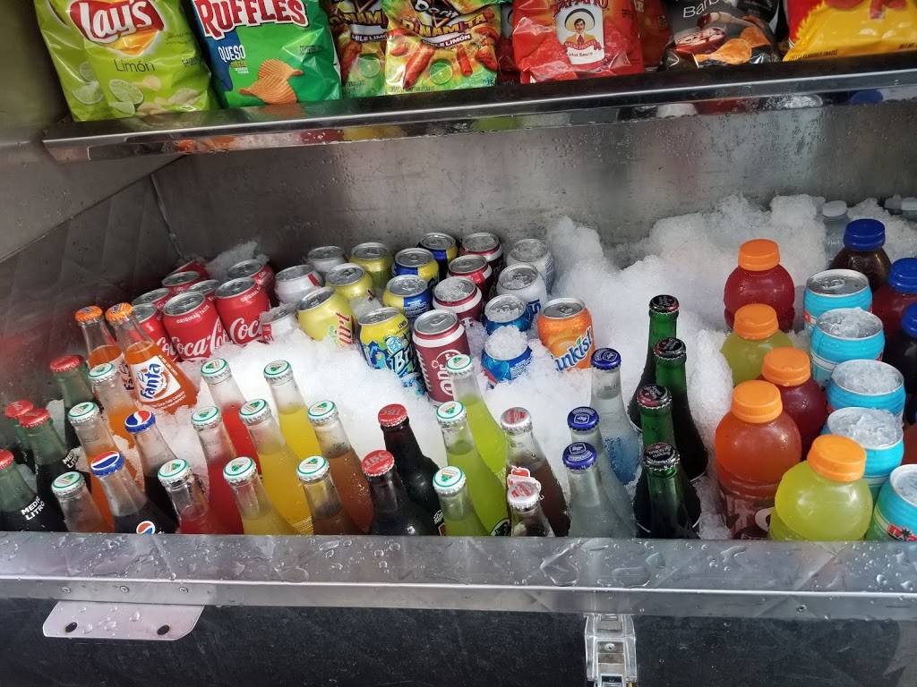 Alex Tacos Truck | restaurant | Sherman Way, Winnetka, CA 91306, USA | 8189383972 OR +1 818-938-3972