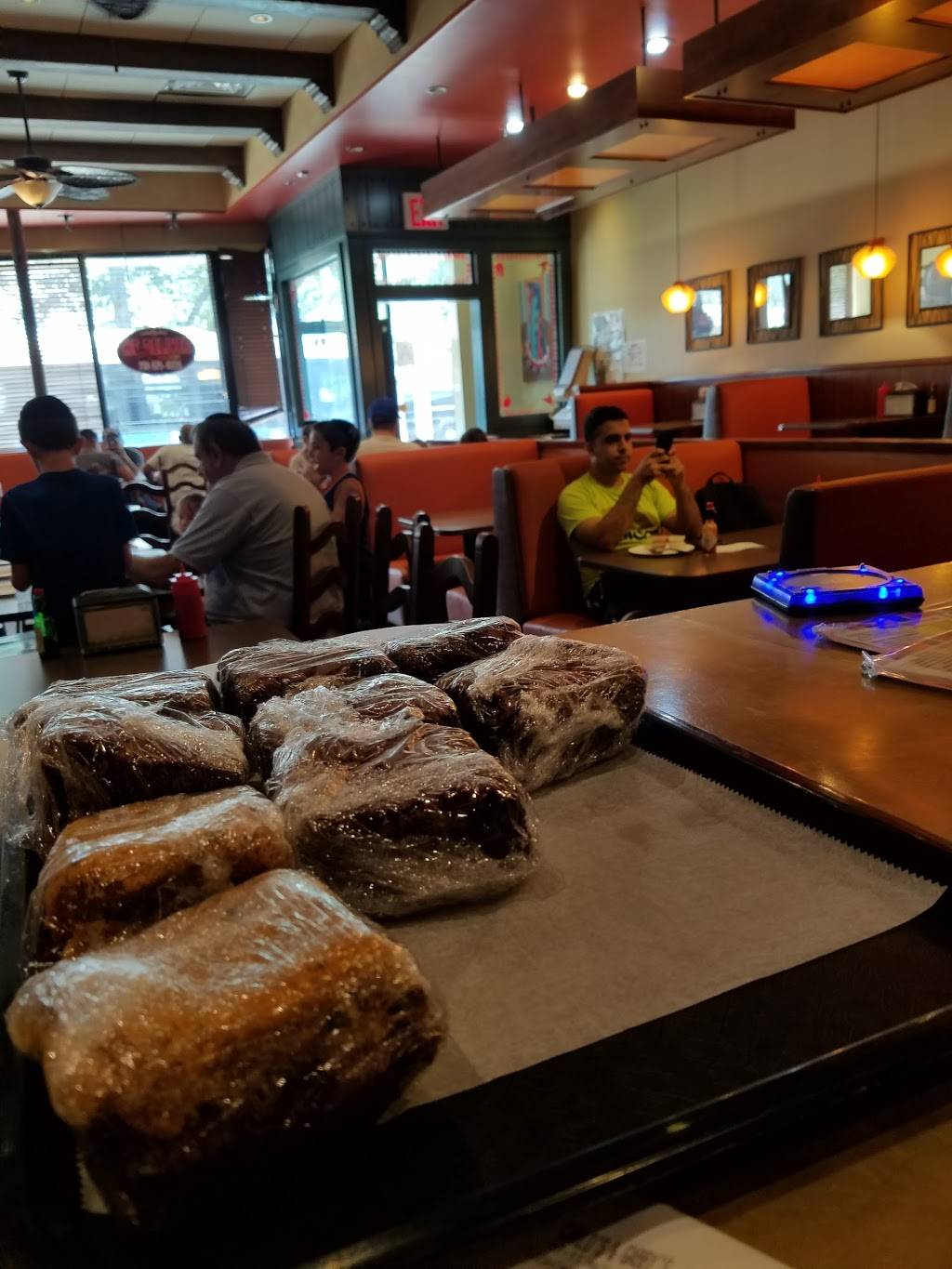 Carlos and Gabbys | restaurant | 69-44 Main St, Flushing, NY 11367, USA | 7185758226 OR +1 718-575-8226