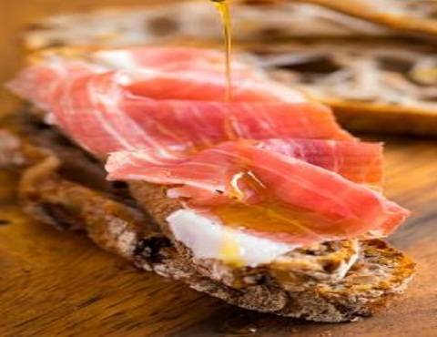 Quanto Basta Restaurant | restaurant | 1112 Yonge St, Toronto, ON M4W 2L8, Canada | 4169623141 OR +1 416-962-3141