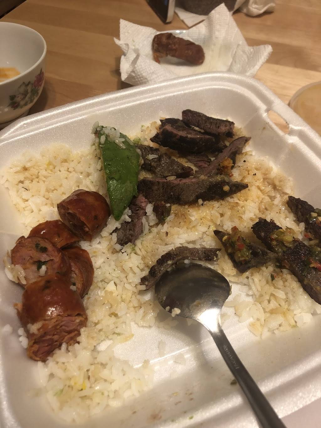 Fabios Chicken Restaurant | restaurant | 4805 N Front St, Philadelphia, PA 19120, USA | 2154571800 OR +1 215-457-1800