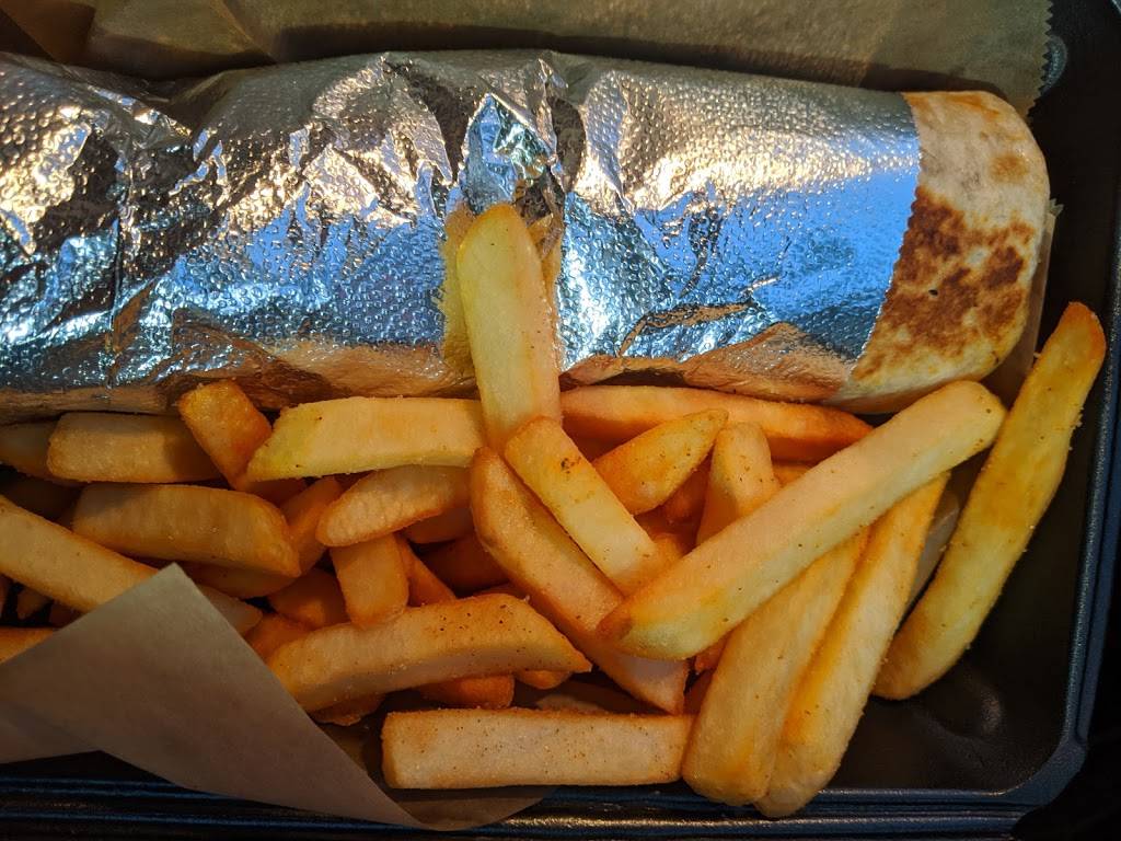 Charlies Gyros | restaurant | 200 Main St #103B, Huntington Beach, CA 92648, USA | 7144652063 OR +1 714-465-2063