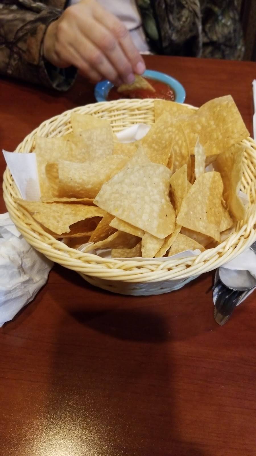 El Maguey | restaurant | 3727 Quail Ridge Dr, Winfield, KS 67156, USA | 6202214940 OR +1 620-221-4940