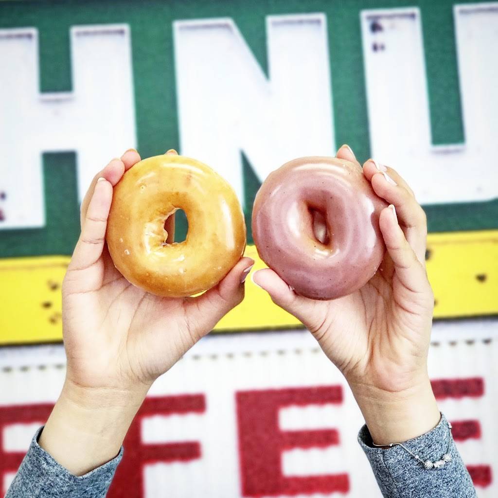 Krispy Kreme | cafe | 32450 Dyer St, Union City, CA 94587, USA | 5104716121 OR +1 510-471-6121