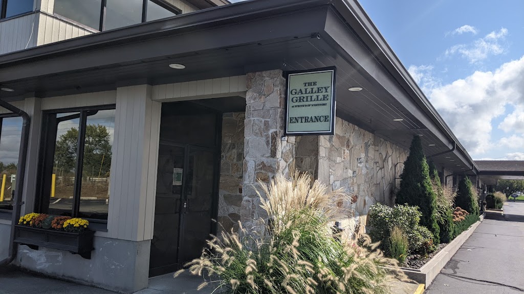 Whites of Westport | restaurant | 66 State Rd, Westport, MA 02790, USA | 5086757185 OR +1 508-675-7185