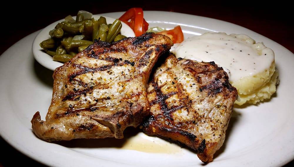 Kays Restaurant And Bar | American / Sushi / Sports Bar | restaurant | 8010 N Stemmons Fwy, Dallas, TX 75247, USA | 2143508070 OR +1 214-350-8070