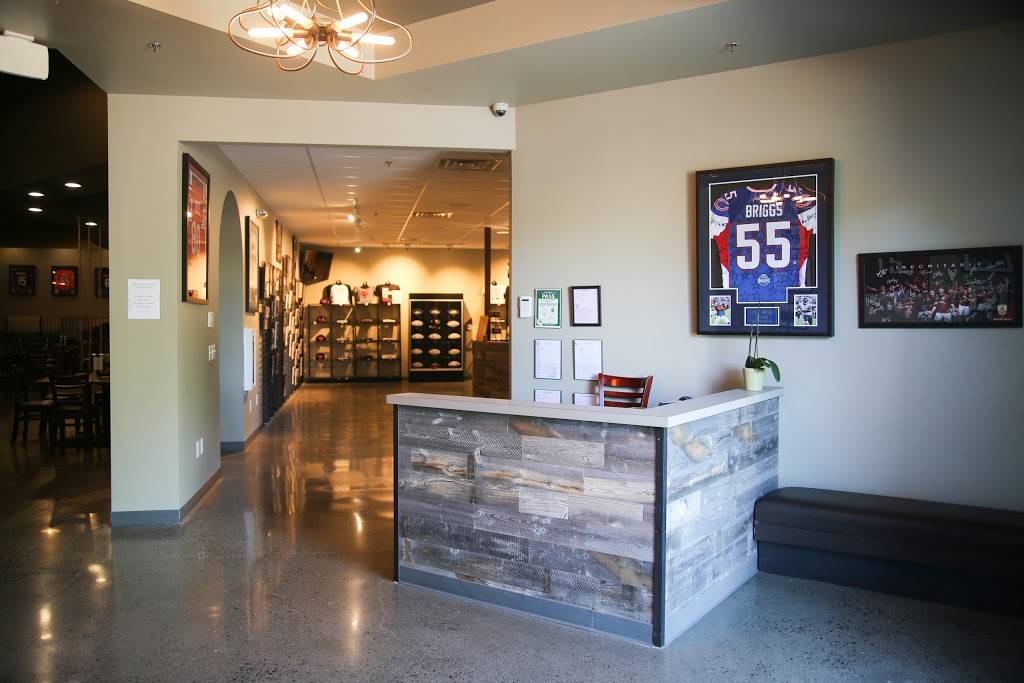 Double Nickel | restaurant | 3443 Laguna Blvd #150, Elk Grove, CA 95758, USA | 9162262900 OR +1 916-226-2900