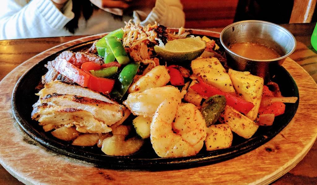 On The Border Mexican Grill & Cantina | meal takeaway | 1519 Silas Deane Hwy, Rocky Hill, CT 06067, USA | 8608991670 OR +1 860-899-1670