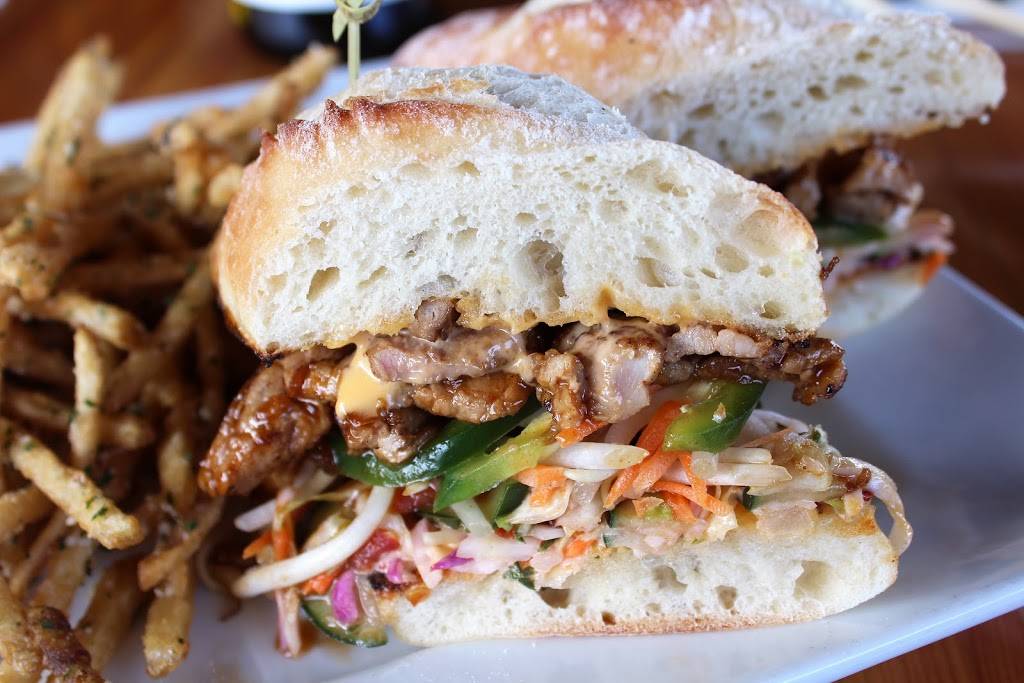 Ling & Louies Asian Bar and Grill | restaurant | 9397 E Shea Blvd #125, Scottsdale, AZ 85260, USA | 4807675464 OR +1 480-767-5464