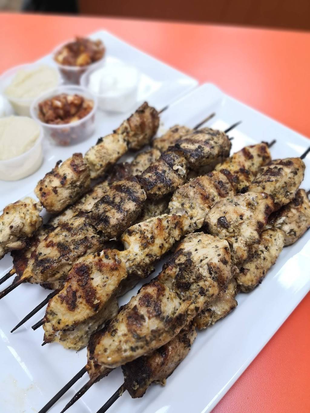 Zesty Pita - Shawarma & Halal Oakville Restaurant | restaurant | 579 Kerr St, Oakville, ON L6K 3E1, Canada | 9058423111 OR +1 905-842-3111