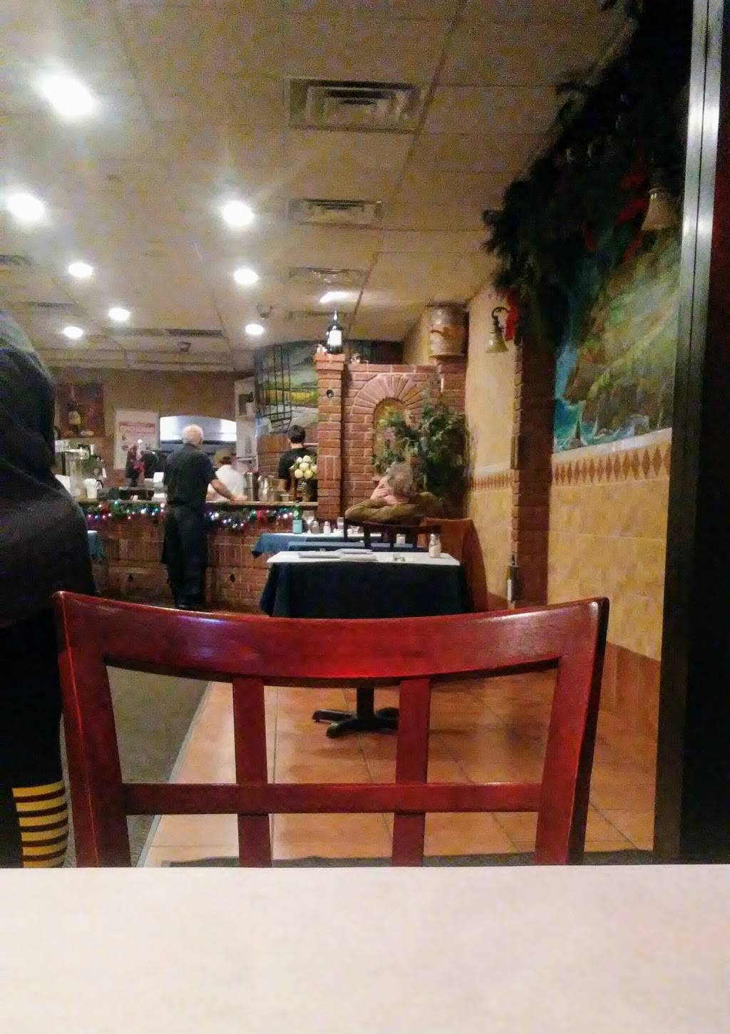 Luigis Famiglia Cucina | restaurant | 62 Gleneida Ave, Carmel Hamlet, NY 10512, USA | 8452254000 OR +1 845-225-4000