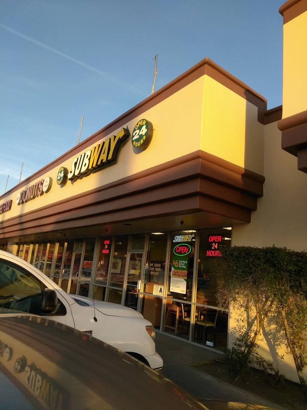 Subway Restaurants | restaurant | 10255 Mission Boulevard B, Riverside, CA 92509, USA | 9516817197 OR +1 951-681-7197