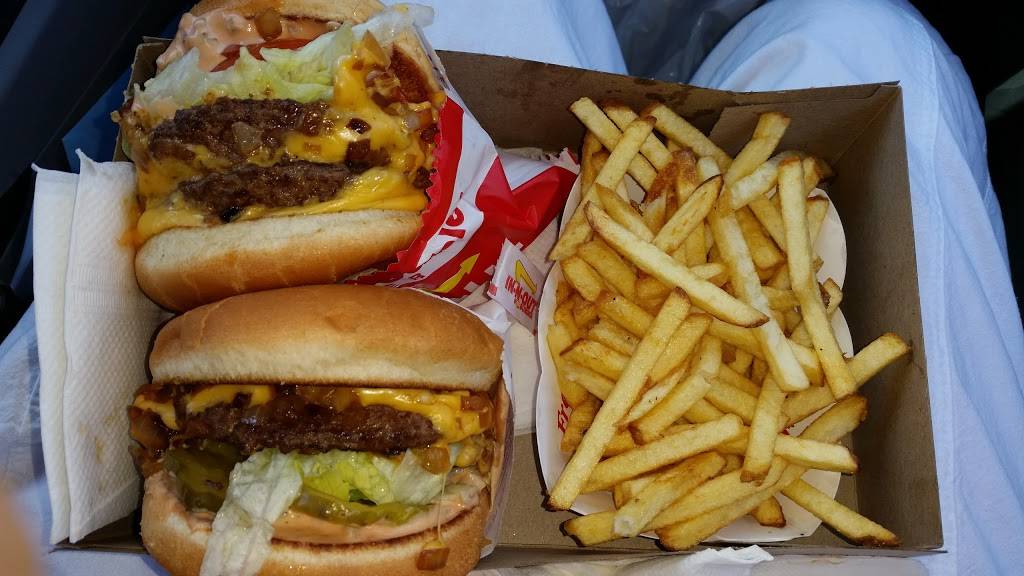 In-N-Out Burger | restaurant | 28368 Sand Canyon Rd, Santa Clarita, CA 91351, USA | 8007861000 OR +1 800-786-1000