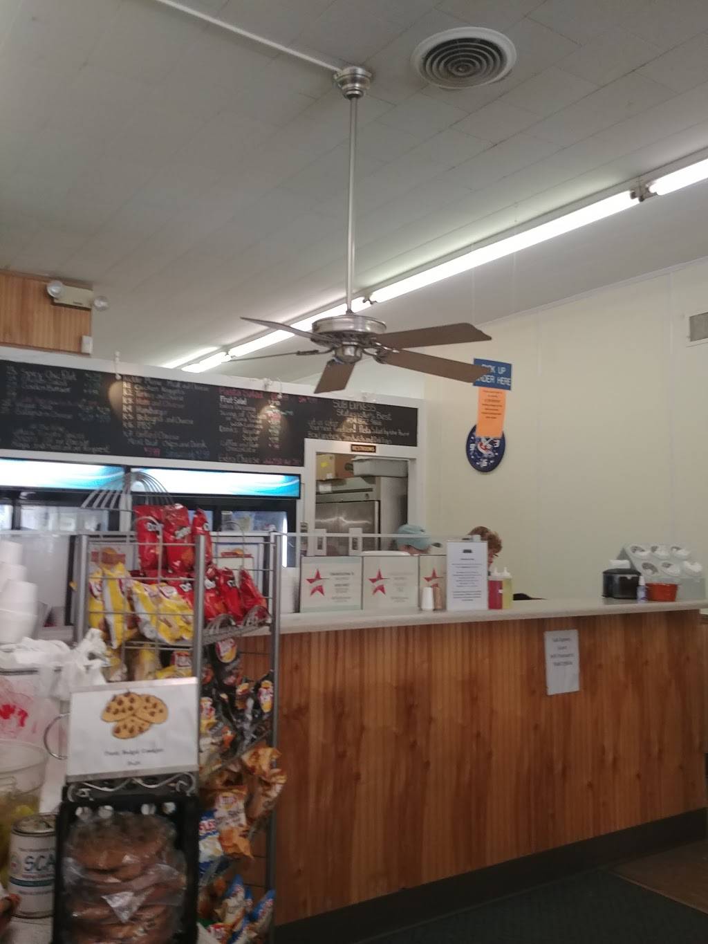 Sub Express | meal takeaway | 126 W Broad St, Statesville, NC 28677, USA | 7048729666 OR +1 704-872-9666