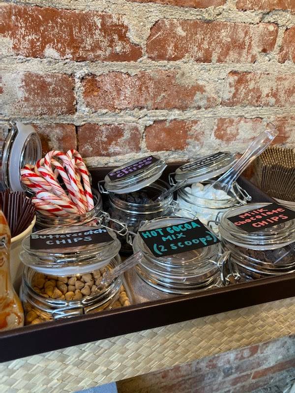 BTW Georgetown | restaurant | 1062 Thomas Jefferson St NW, Washington, DC 20007, USA | 2028498745 OR +1 202-849-8745