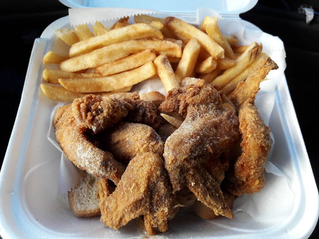 Hook Fish and Chicken | restaurant | 244 W Hillsboro Blvd, Deerfield Beach, FL 33441, USA | 9544261093 OR +1 954-426-1093