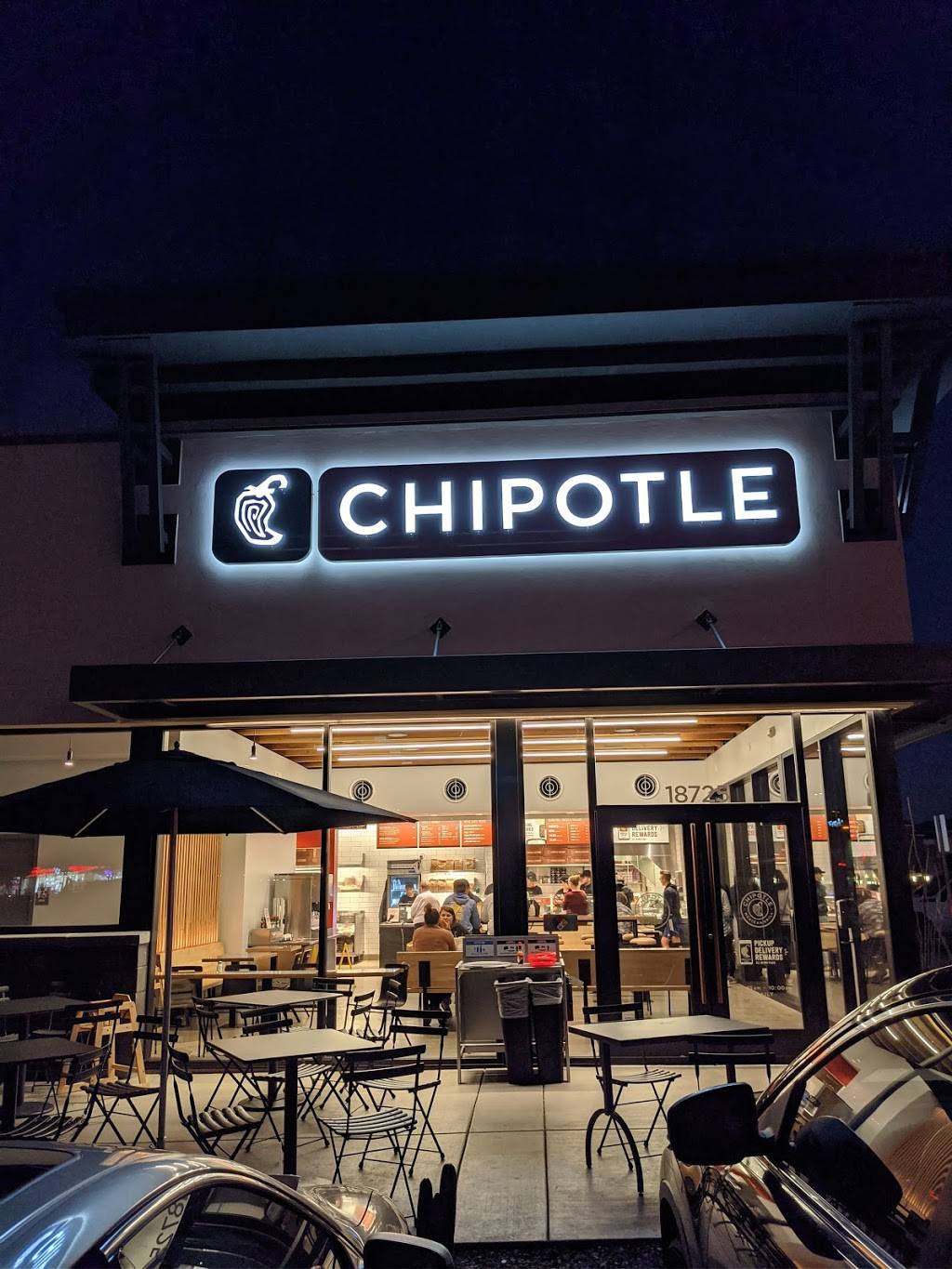 Chipotle Mexican Grill | restaurant | 18725 S Nogales Hwy, Green Valley, AZ 85614, USA | 5204686356 OR +1 520-468-6356
