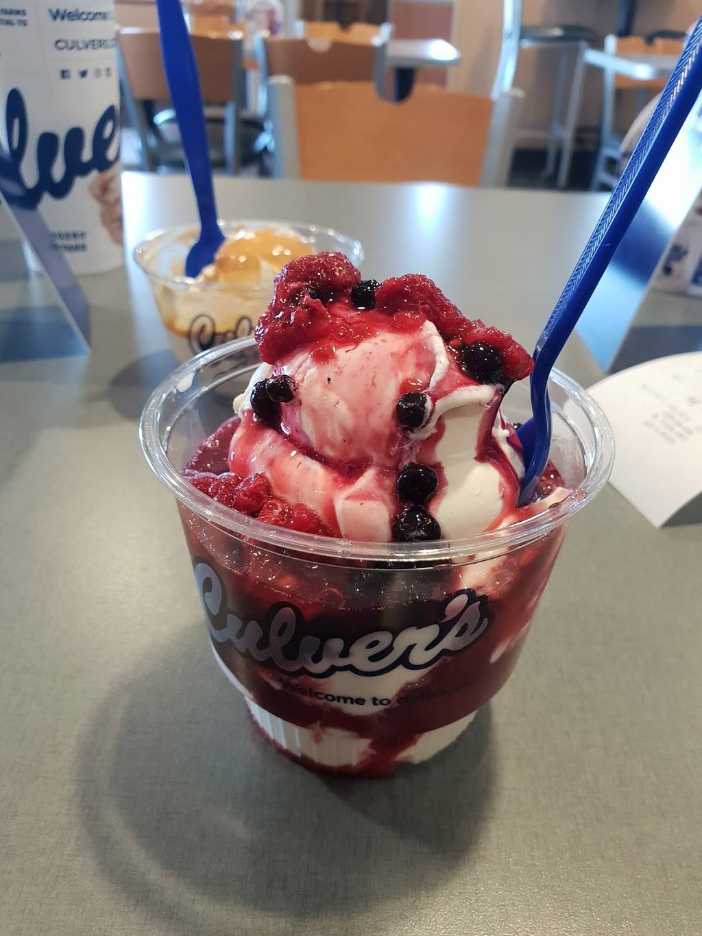 Culvers | restaurant | 190 Tyranena Park Rd, Lake Mills, WI 53551, USA | 9209450022 OR +1 920-945-0022