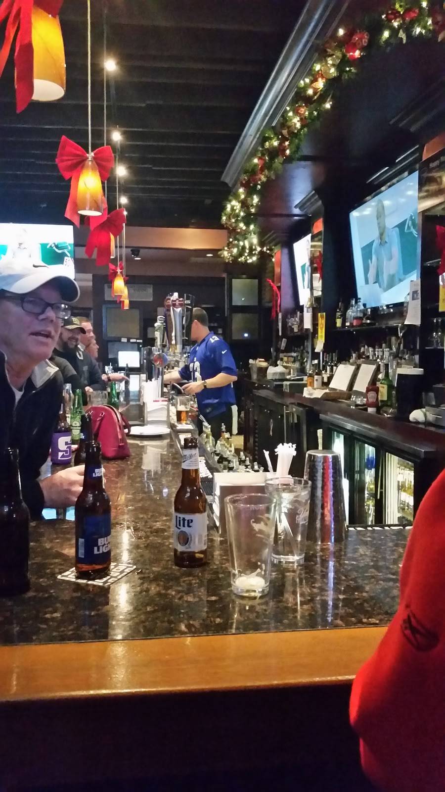 McQuades Neighborhood Grill | restaurant | 275 Merrick Rd, Lynbrook, NY 11563, USA | 5162562820 OR +1 516-256-2820