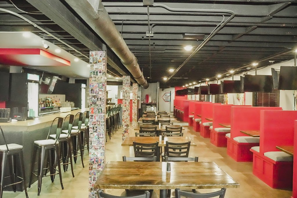 Sideline Bar & Grill - Plaza | restaurant | 1630 N Blackwelder Ave #1, Oklahoma City, OK 73106, USA | 4056050343 OR +1 405-605-0343