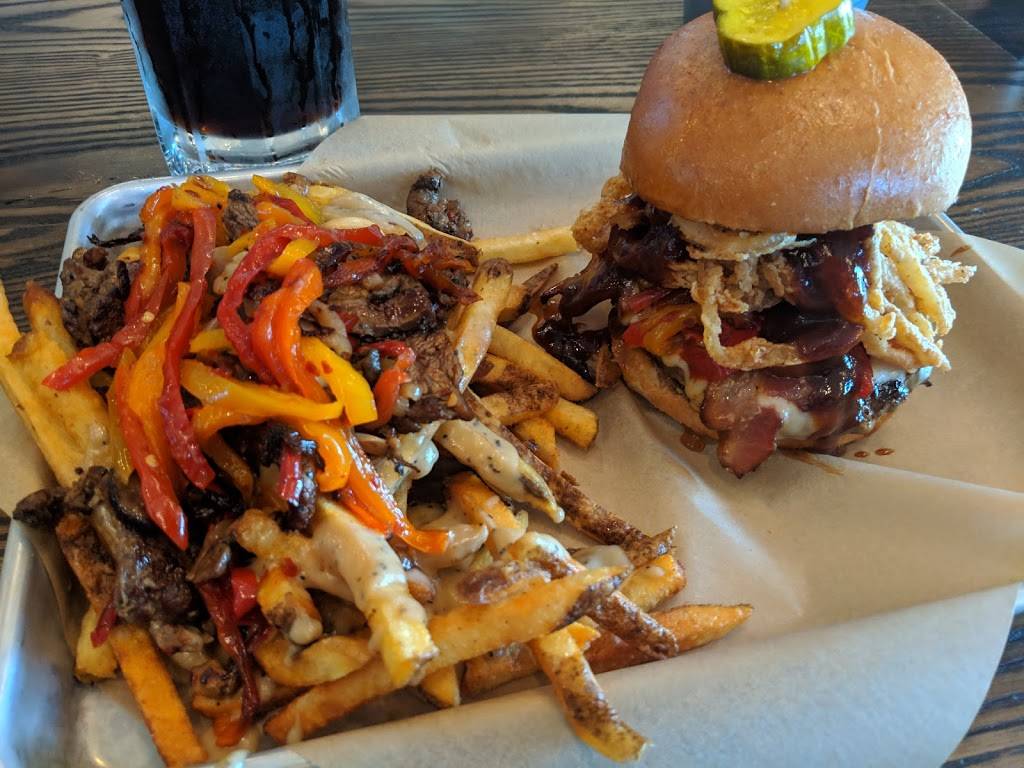 Broderick Roadhouse | restaurant | 185 Placerville Rd, Folsom, CA 95630, USA | 9169869785 OR +1 916-986-9785