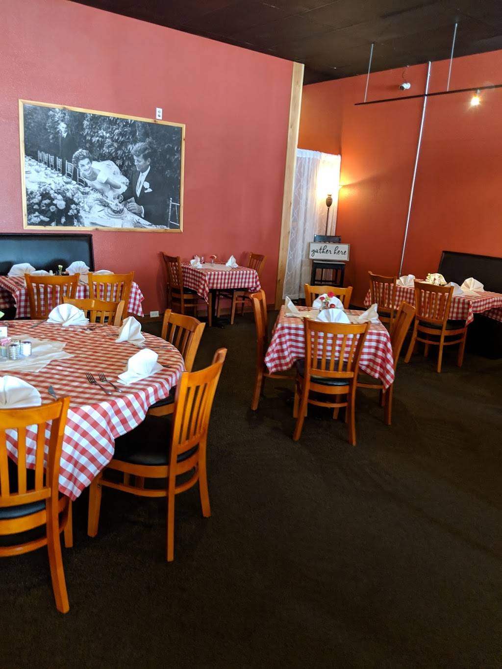 Pinocchios Incredible Italian | restaurant | 1751 Hover St, Longmont, CO 80501, USA | 3038349347 OR +1 303-834-9347