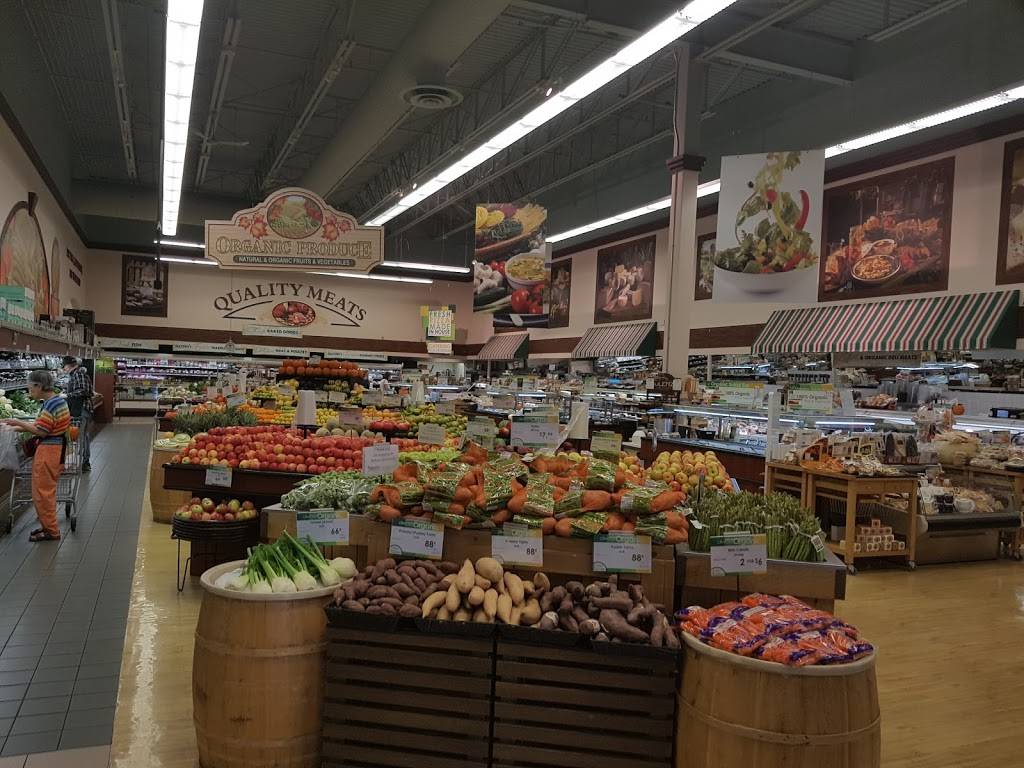 Natures Emporium | shopping mall | 16655 Yonge St, Newmarket, ON L3X 1V6, Canada | 9058981844 OR +1 905-898-1844