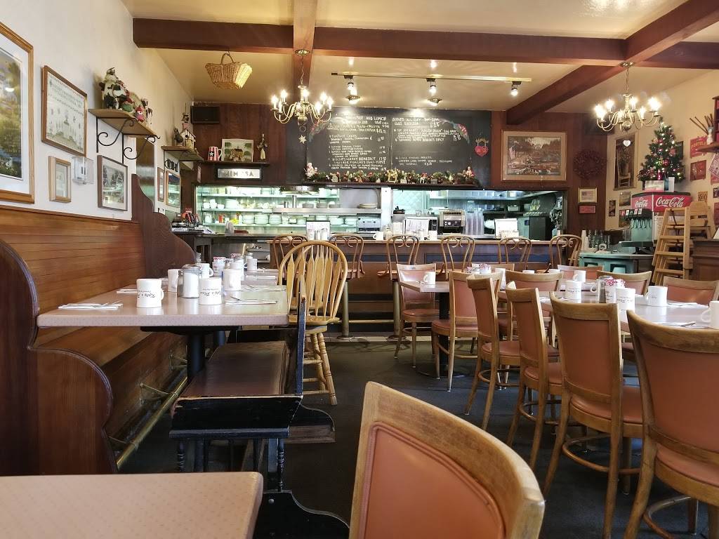 Katys Place | restaurant | Mission St between 5th and 6th, Carmel-By-The-Sea, CA 93921, USA | 8316240199 OR +1 831-624-0199