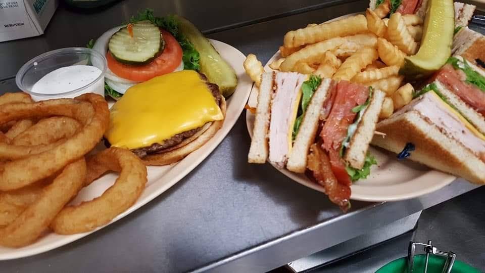 Sisters Café | restaurant | 26804 FL-247, Branford, FL 32008, USA | 3869356989 OR +1 386-935-6989