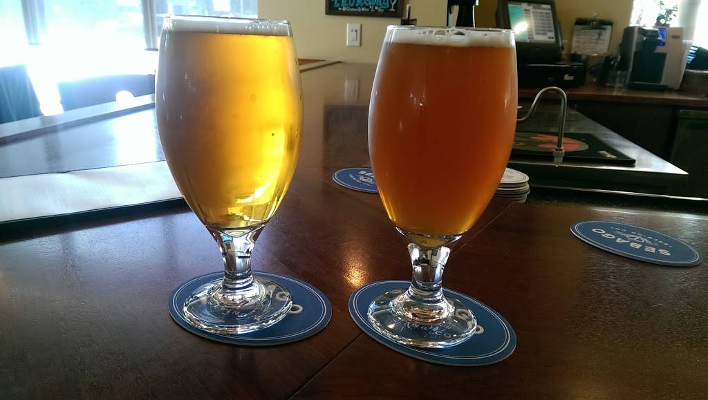 Sebago Brewing Company | restaurant | 211 Fore St, Portland, ME 04101, USA | 2077752337 OR +1 207-775-2337
