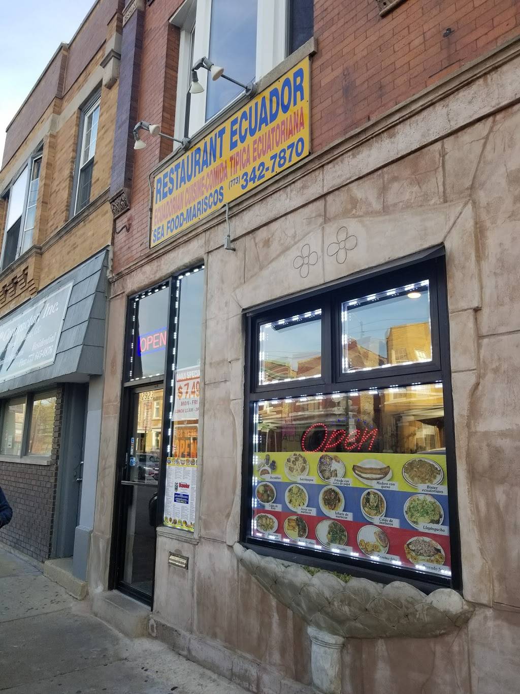 Restaurant Ecuador | restaurant | 2923 W Diversey Ave, Chicago, IL 60647, USA | 7733427870 OR +1 773-342-7870