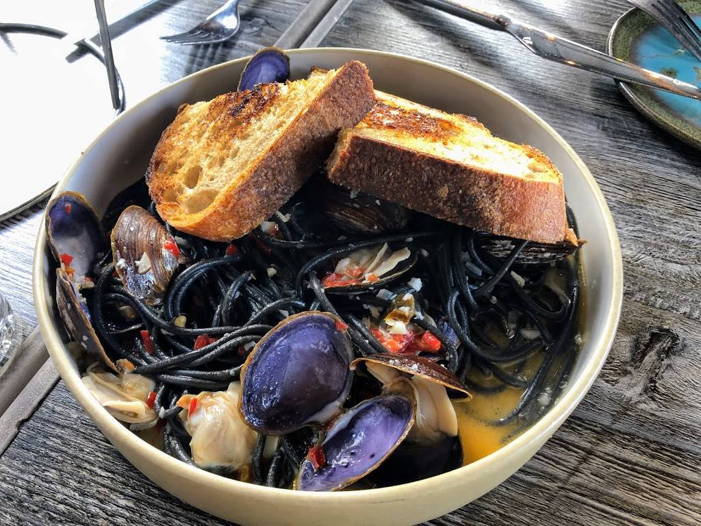 Forthright Oyster Bar & Kitchen | restaurant | 1700 W Campbell Ave, Campbell, CA 95008, USA | 4086280683 OR +1 408-628-0683