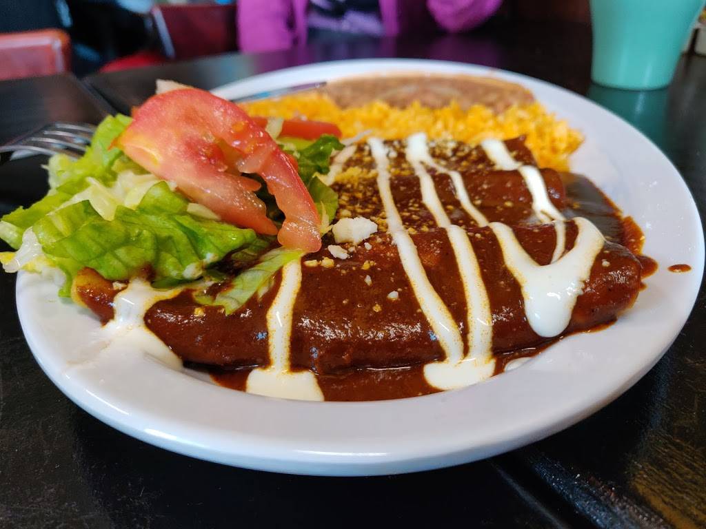 Restaurante Tierra Caliente | restaurant | 1217 Cypress Ave, Los Angeles, CA 90065, USA | 3238194386 OR +1 323-819-4386