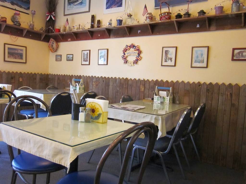 Marks Deli | restaurant | 1710 S 341st Pl # B2, Federal Way, WA 98003, USA | 2538381202 OR +1 253-838-1202