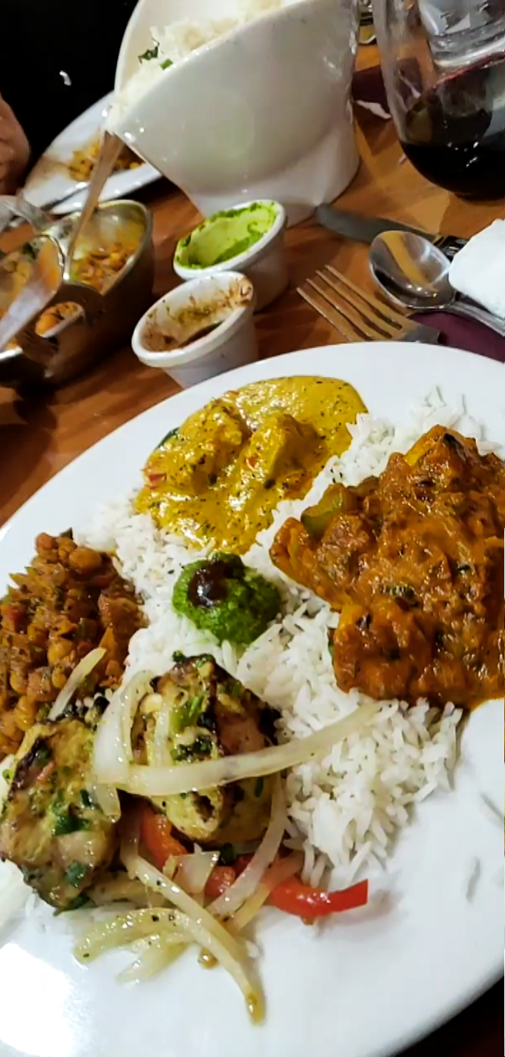 Mango Grill | restaurant | 11205 John F Kennedy Dr #201, Hagerstown, MD 21742, USA | 2407076220 OR +1 240-707-6220