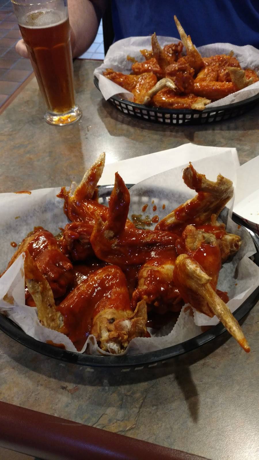 Mjs Steel City | restaurant | 682 Cliff Mine Rd, Coraopolis, PA 15108, USA | 7242273051 OR +1 724-227-3051