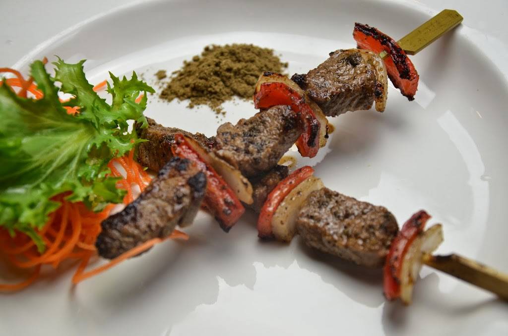 Nishiki Hibachi Restaurant | restaurant | 329 Independence Plaza, Selden, NY 11784, USA | 6316989888 OR +1 631-698-9888