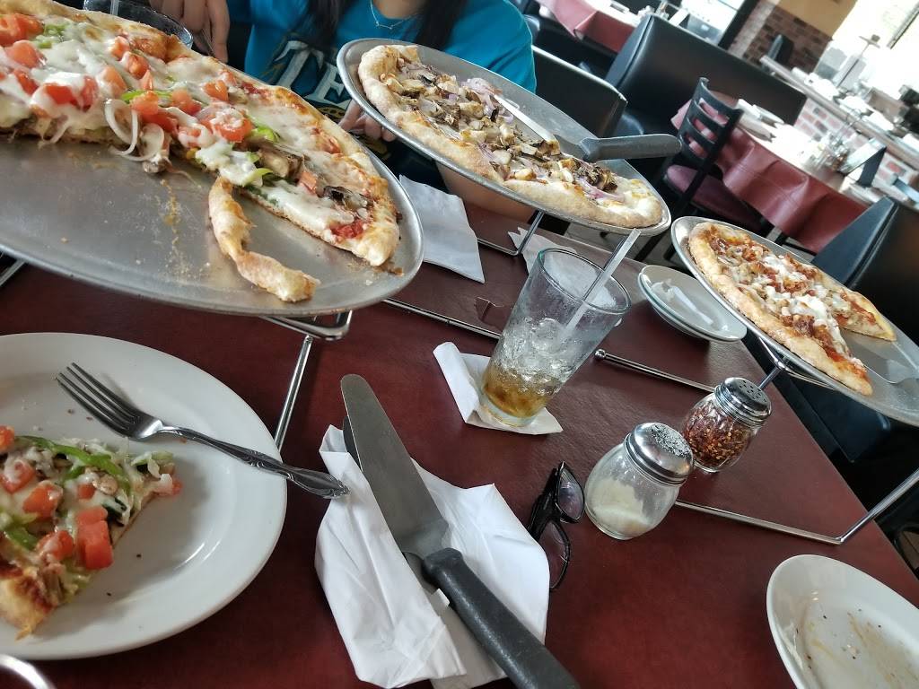 Romas Italian & Pizzeria | restaurant | 14965 Old St Augustine Rd #101, Jacksonville, FL 32258, USA | 9048802000 OR +1 904-880-2000