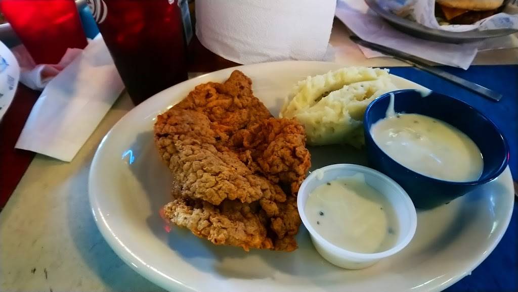 Willies Grill & Icehouse | restaurant | 16846 Interstate 45 S, Conroe, TX 77384, USA | 9363210065 OR +1 936-321-0065