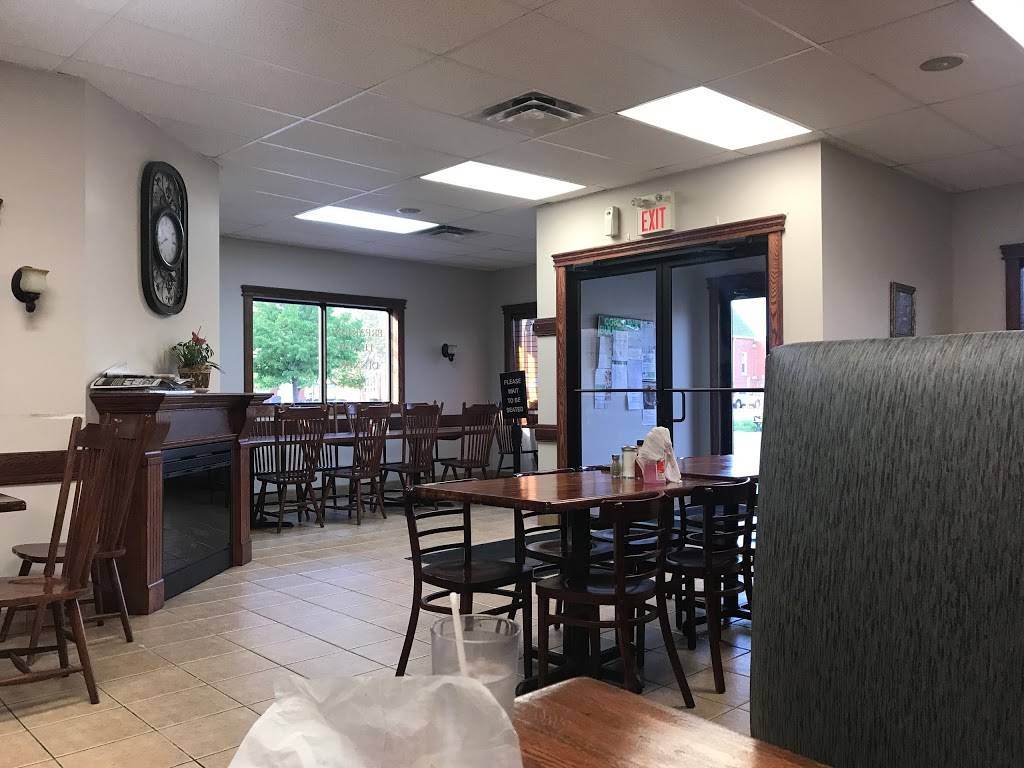 Family Kitchen | restaurant | 73 Erie St S, Leamington, ON N8H 3B2, Canada | 5193240660 OR +1 519-324-0660