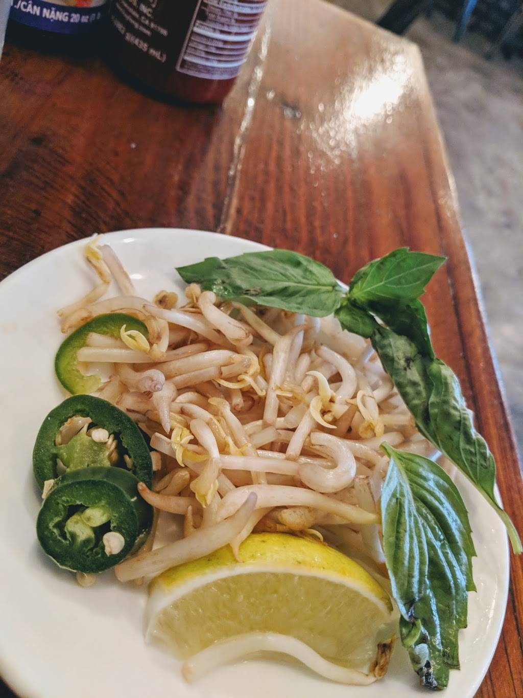 Sapa House | restaurant | 1623 Main St #102, Dallas, TX 75201, USA | 2147480746 OR +1 214-748-0746