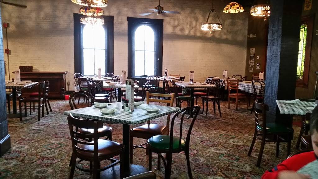 Spaghetti Warehouse | restaurant | 1226 E Houston St, San Antonio, TX 78205, USA | 2102991114 OR +1 210-299-1114