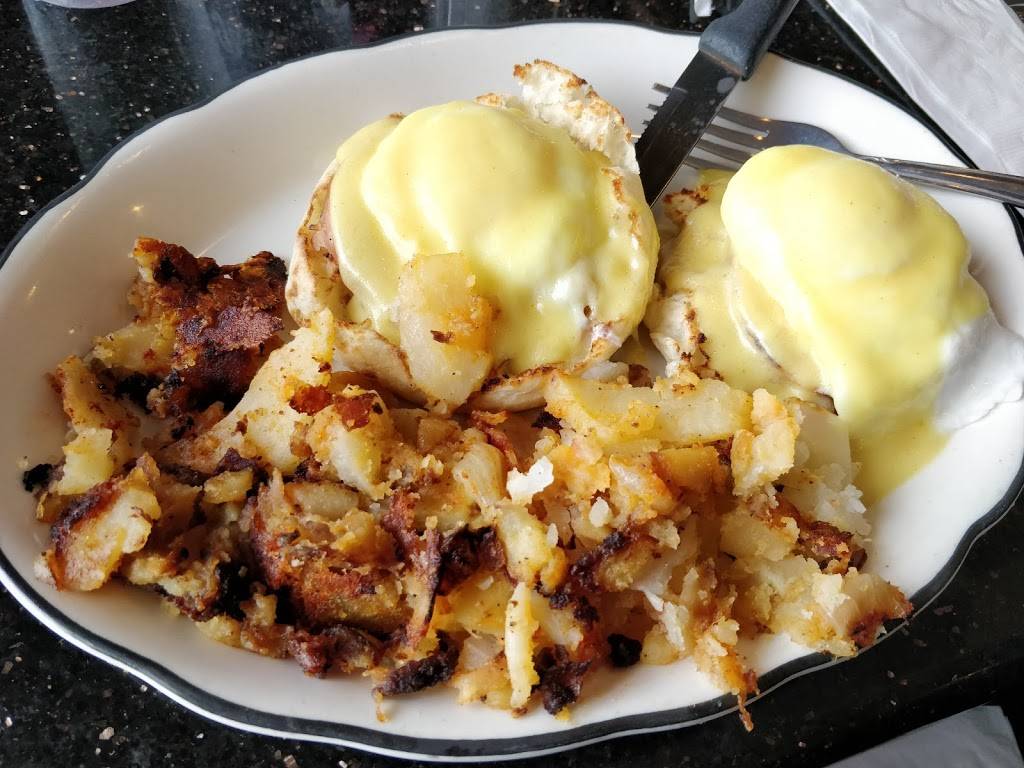 Mitchells Restaurant | restaurant | 191 Rockaway Ave, Valley Stream, NY 11580, USA | 5168259708 OR +1 516-825-9708