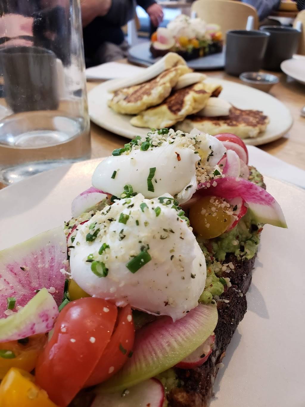 Little Ruby | restaurant | 109 Santa Monica Blvd, Santa Monica, CA 90401, USA | 4243228353 OR +1 424-322-8353