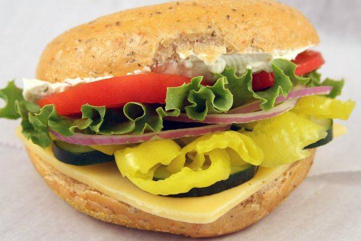 Bagel Beanery | bakery | 455 Michigan St NE, Grand Rapids, MI 49503, USA | 6162357500 OR +1 616-235-7500