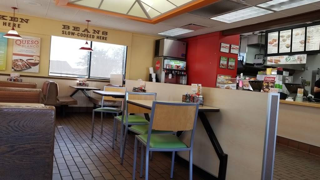 Del Taco | meal takeaway | 1398 Foothill Blvd, La Verne, CA 91750, USA | 9095969406 OR +1 909-596-9406