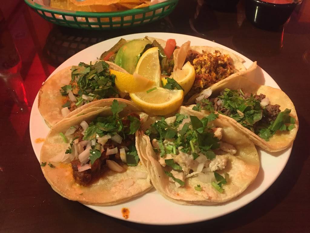 Señor Lopez Restaurant | restaurant | 7146 Michigan Ave, Detroit, MI 48210, USA | 3135510685 OR +1 313-551-0685