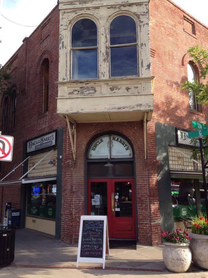 Uncle Harrys Classic Meals | restaurant | 1201 G St, Reedley, CA 93654, USA | 5596385170 OR +1 559-638-5170